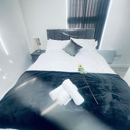 1 Bed Apartment Μπέρμιγχαμ Εξωτερικό φωτογραφία