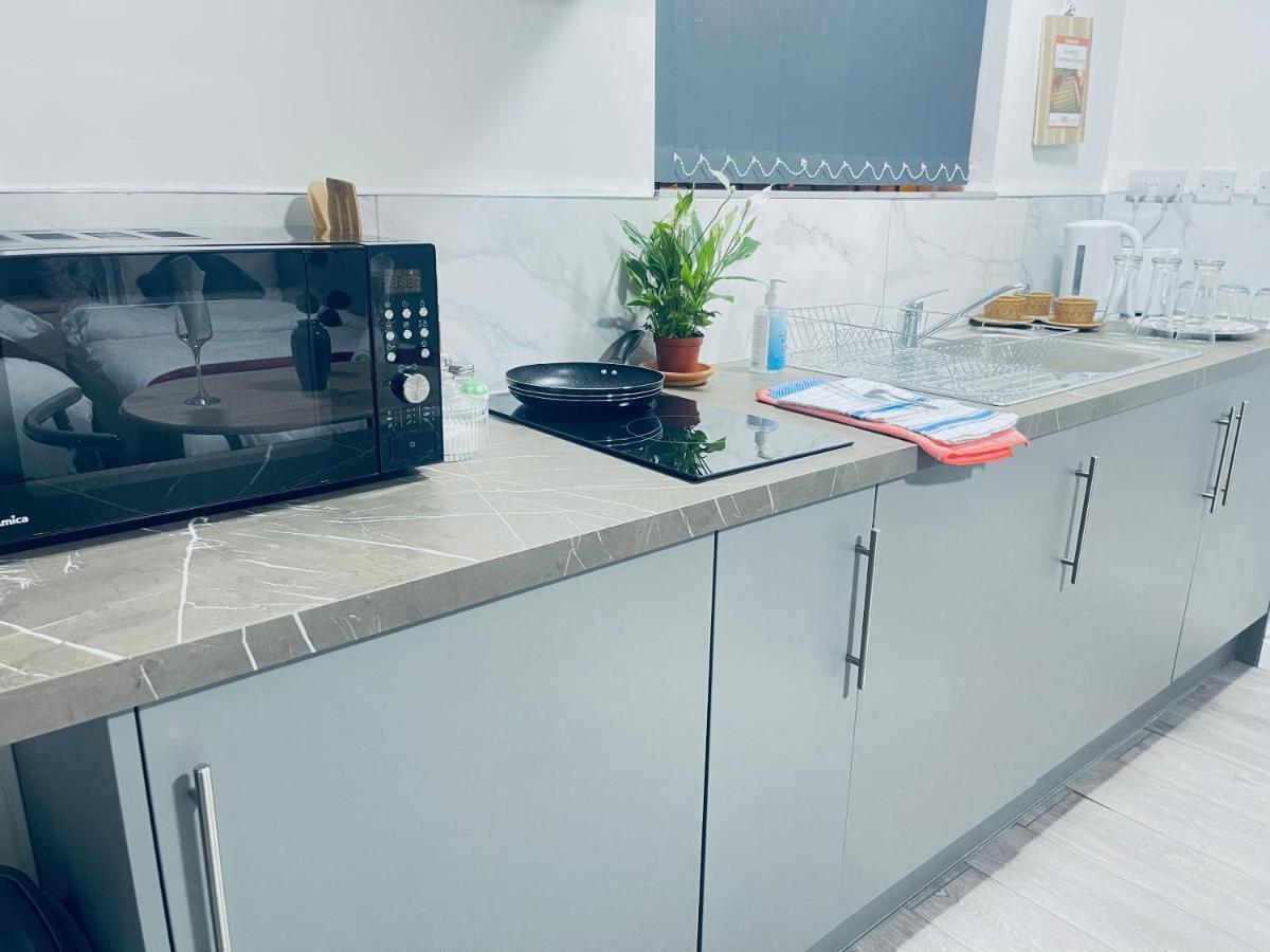 1 Bed Apartment Μπέρμιγχαμ Εξωτερικό φωτογραφία